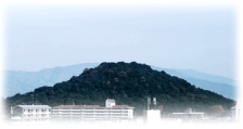 耳成山